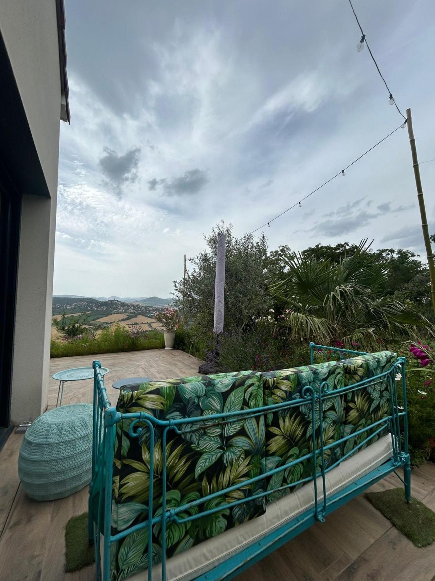Villa L'Alphonsine Veyre-Monton Exterior foto